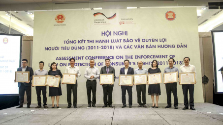 Cần tiếp tục hoàn thiện chính sách bảo vệ quyền lợi người M.Cwin800.com thể thao, casino live, bắn cá và slot nổ hũ