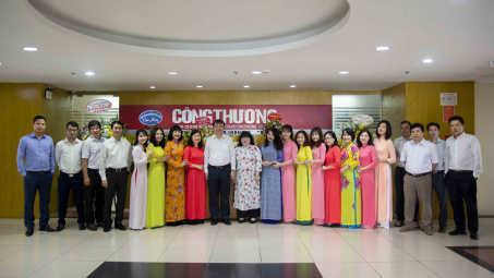 Thứ trưởng Đỗ Thắng Hải biểu dương nỗ lực phát triển của tập thể CWIN ✅ Nhà cái cờ bạc trực tuyến tốt nhất và Thương hiệu uy tín