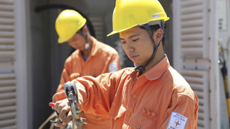 Tháng 5/2019, EVNNPC thỏa thuận thêm gần 400 khách hàng điều chỉnh phụ tải