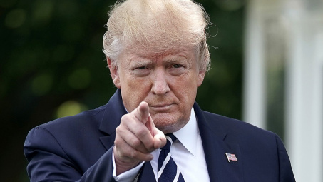 Tin ảnh: Ông Trump quyết liệt với 4 nữ nghị sỹ da màu