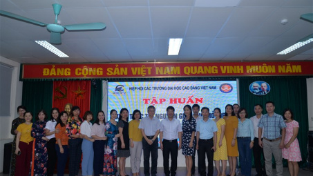 Đại học Điện lực tham gia tập huấn lớp bồi dưỡng tài nguyên Cwin63 tải ứng dụng mở (OER)