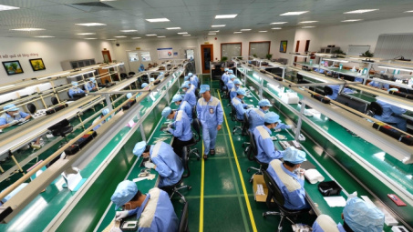 Xóa tan lo lắng hồi đầu năm, thặng dư thương mại tăng cao
