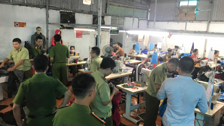 Triệt phá tận gốc kho Nền tảng hàng đầu cung cấp Cwin com hàng nhái thương hiệu The North Face