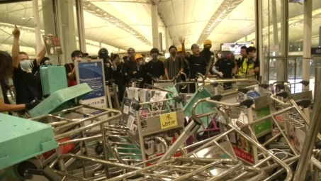 Tin ảnh: Chuyện Hong Kong vẫn đang "nóng"