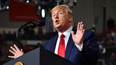 [Tin ảnh] Ông Trump thoải mái trước Trung Quốc