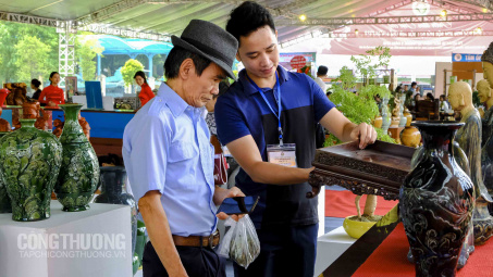 Đưa sản phẩm Cwin là sân chơi cá cược trực tuyến tại Việt Nam nông thôn vào phân phối trong siêu thị