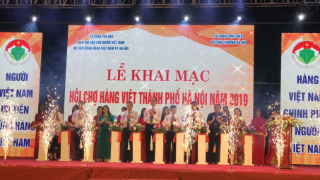 Nhà cái cá cược cá độ uy tín Nổ hũ, Bắn Cá và Game Bài Cwin.com hàng Việt thành phố Hà Nội 2019 thu hút hơn 200 Cwincom hiện đang mở tham gia