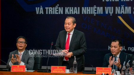 [Tin ảnh]: Hội nghị “Tổng kết công tác quản lý thị trường năm 2019 và phương hướng, nhiệm vụ năm 2020”