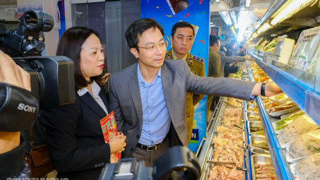 Cwin63 sân chơi đỉnh cao: Hàng hóa Tết Canh Tý 2020 đảm bảo 2 "không"