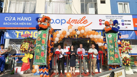 Mở hàng 2020, Co.op Smile khai trương mô hình độc đáo vừa bán hàng vừa  thực tập