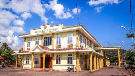 Điện Biên: Tiềm năng và các giải pháp để phát triển thương mại dịch vụ