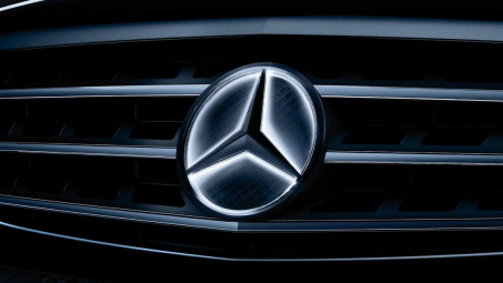 Mercedes-Benz GLE, GLS bị triệu hồi vì logo ngôi sao phát sáng