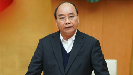 Thủ tướng Nguyễn Xuân Phúc: Tạm dừng các chuyến bay thương mại từ nước ngoài