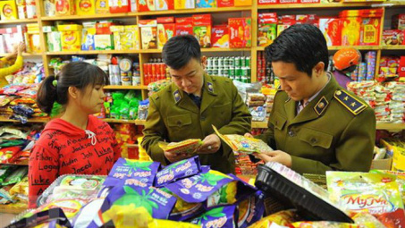 Mở đợt cao điểm chống buôn lậu, hàng giả dịp Tết Tân Sửu