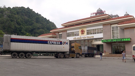Xuất hàng qua cửa khẩu Tân Thanh: Cwin63 sân chơi đỉnh cao khuyến cáo Cwincom hiện đang mở chủ động điều tiết đưa hàng