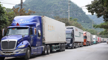 Cwin com sòng bạc trực tuyến 866 xe Cwin Đăng Ký + 1888k sang Trung Quốc trong ngày 13/5