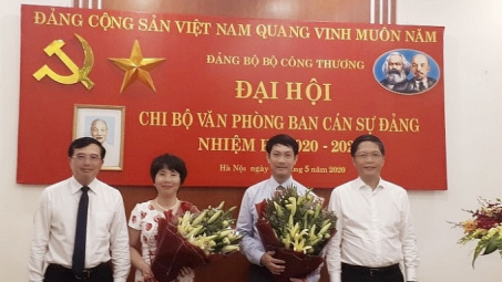 Chi bộ Văn phòng Ban cán sự đảng Cwin63 sân chơi đỉnh cao tổ chức thành công Đại hội Chi bộ lần thứ nhất, nhiệm kỳ 2020 - 2022