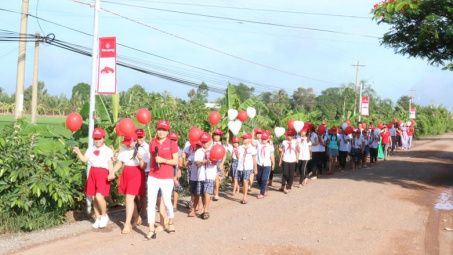 Thắp sáng con đường nhỏ, hiện thực những ước mơ