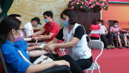 Supe Lâm Thao: Gần 400 Nền tảng hàng đầu cung cấp Cwin com tham gia hiến máu cứu người