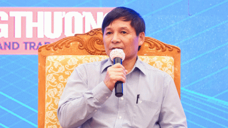 Ông Trương Văn Cẩm, Phó Chủ tịch Hiệp hội Dệt may chia sẻ kinh nghiệm chinh phục thị trường trong nước