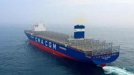 Hàn Quốc chế tạo tàu chở container siêu lớn chạy bằng nhiên liệu LNG đầu tiên trên thế giới