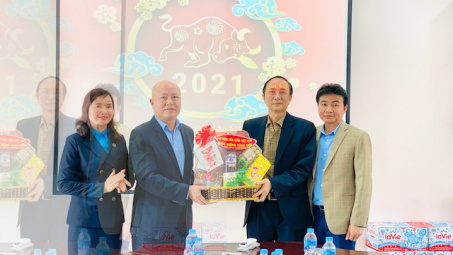 Phân lân Nung chảy Văn Điển: Gần 7 tỉ đồng thưởng Tết cho người Nền tảng hàng đầu cung cấp Cwin com