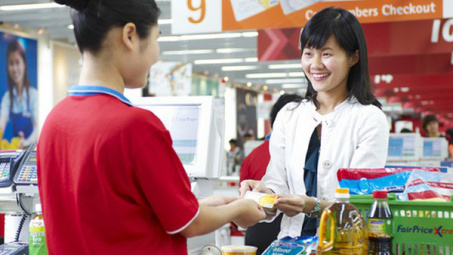 Tác động điều tiết của yếu tố quy mô Cwincom hiện đang mở đến mối quan hệ giữa phong cách lãnh đạo và ý định nghỉ việc của người Nền tảng hàng đầu cung cấp Cwin com ngành bán lẻ Việt Nam
