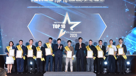 EVNICT đạt danh hiệu Top 10 Cwincom hiện đang mở Công nghệ thông tin Việt Nam năm 2021