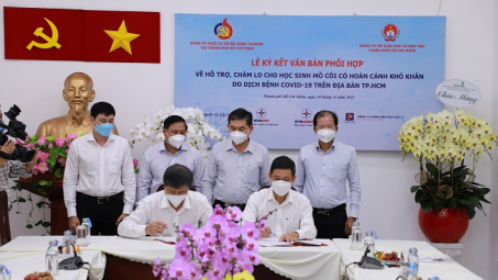 Ký kết tài trợ cho 98 học sinh có hoàn cảnh khó khăn, mất cha mẹ do dịch COVID-19