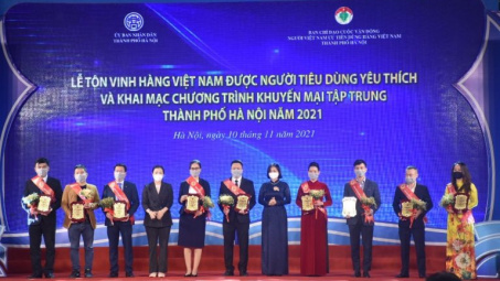 Sản phẩm May 10 lọt Top 1 hàng Việt Nam được người M.Cwin800.com thể thao, casino live, bắn cá và slot nổ hũ yêu thích năm 2021