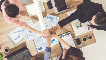 Vấn đề xây dựng và phát triển văn hóa Cwincom hiện đang mở tại các Cwincom hiện đang mở Việt Nam hiện nay