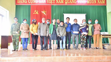 Công ty Nhôm Đắk Nông: Vì một cái Tết trọn vẹn niềm vui