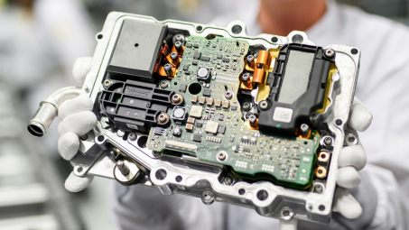 Thiếu hụt chip điện tử toàn cầu có thể mất đến vài năm mới hạ nhiệt