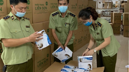 QLTT Hà Nội: Quyết liệt kiểm tra, kiểm soát các mặt hàng phòng chống dịch Covid-19