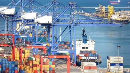 4 tháng đầu năm xuất siêu gần 1,3 tỷ USD