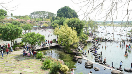 Khai thác các giá trị văn hóa của người Cơ Tu tại huyện Hòa Vang, Thành phố Đà Nẵng trong hoạt động du lịch theo hướng bền vững