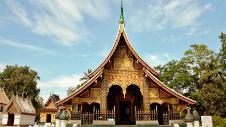 Đào tạo, bồi dưỡng nhân tố con người trong phát triển kinh tế du lịch ở Cộng hòa Dân chủ Nhân dân Lào