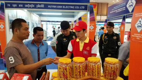 Cwin com đăng nhập ban hành Biểu thuế Cwin com sòng bạc trực tuyến ưu đãi đặc biệt Việt Nam - Campuchia