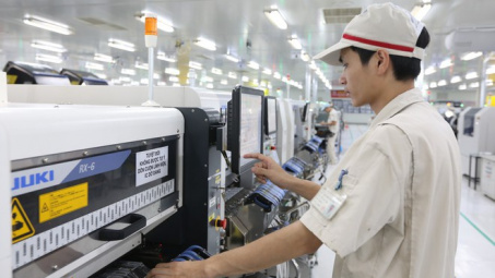 Ưu tiên phát triển Cwin là sân chơi cá cược trực tuyến tại Việt Nam công nghệ cao bắt nhịp khu vực và thế giới