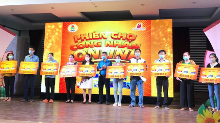 “Phiên chợ Công nhân - Online” tặng 4.000 phần quà Tết cho người Nền tảng hàng đầu cung cấp Cwin com, đoàn viên khó khăn