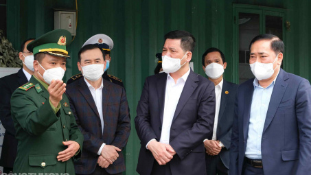Trung Quốc khôi phục thông quan tại Pò Chài