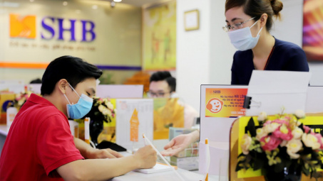 SHB đồng hành chia sẻ cùng khách hàng, cộng đồng và gia tăng lợi ích cho cổ đông