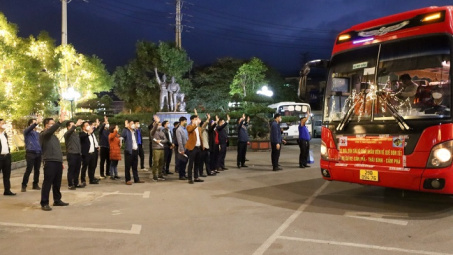 Công ty Than Thống Nhất - TKV chăm lo Tết cho người Nền tảng hàng đầu cung cấp Cwin com