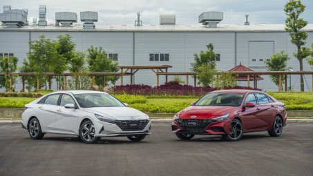 Hyundai Elantra 2023 cập bến thị trường Việt Nam: giá từ 599 triệu đồng, áp lực dành cho Honda Civic