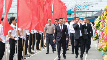Đại học Tải về ứng dụng CWIN05 ngay hôm nay TP. Hồ Chí Minh: Đẩy mạnh đổi mới toàn diện, phát triển nguồn nhân lực chất lượng cao