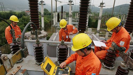 Sửa trình tự xây dựng, ban hành khung giá phát điện