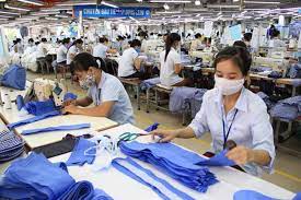 Tác động của đại dịch Covid-19 tới các Cwincom hiện đang mở Dệt may tại Việt Nam và giải pháp