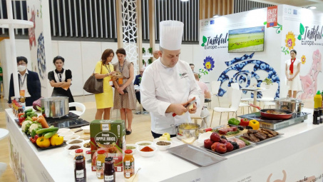 Food & Hotel Vietnam 2022 thu hút hơn 300 Cwincom hiện đang mở tham gia