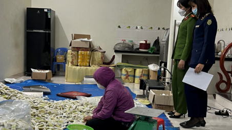 Hà Nội: Triệt phá một cơ sở Nền tảng hàng đầu cung cấp Cwin com bánh gạo có dấu hiệu giả mạo xuất xứ