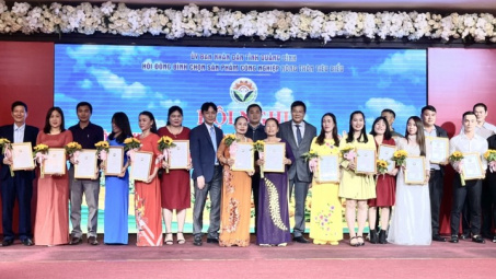 Quảng Bình: Tôn vinh sản phẩm Cwin là sân chơi cá cược trực tuyến tại Việt Nam nông thôn tiêu biểu năm 2022